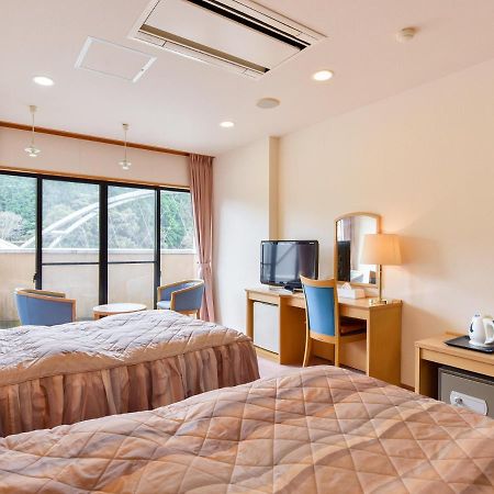 Готель Momijigawa Onsen Naka Екстер'єр фото
