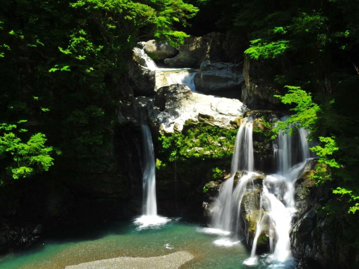 Готель Momijigawa Onsen Naka Екстер'єр фото