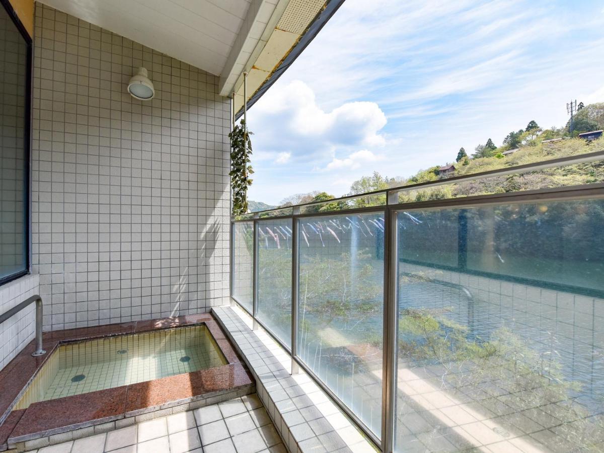 Готель Momijigawa Onsen Naka Екстер'єр фото