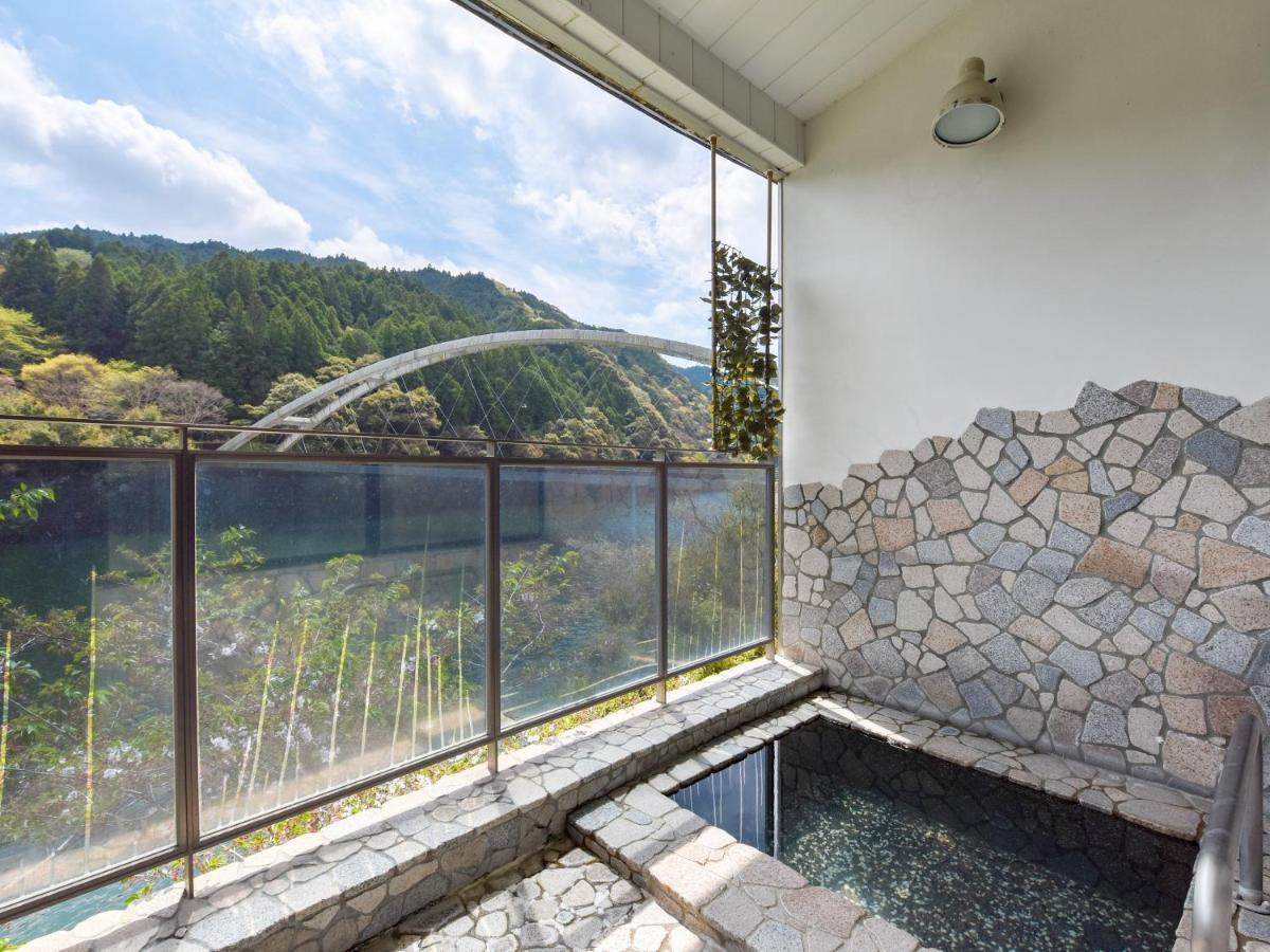 Готель Momijigawa Onsen Naka Екстер'єр фото